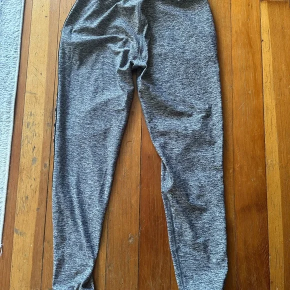 Like New Pink pants - Picture 7 of 8